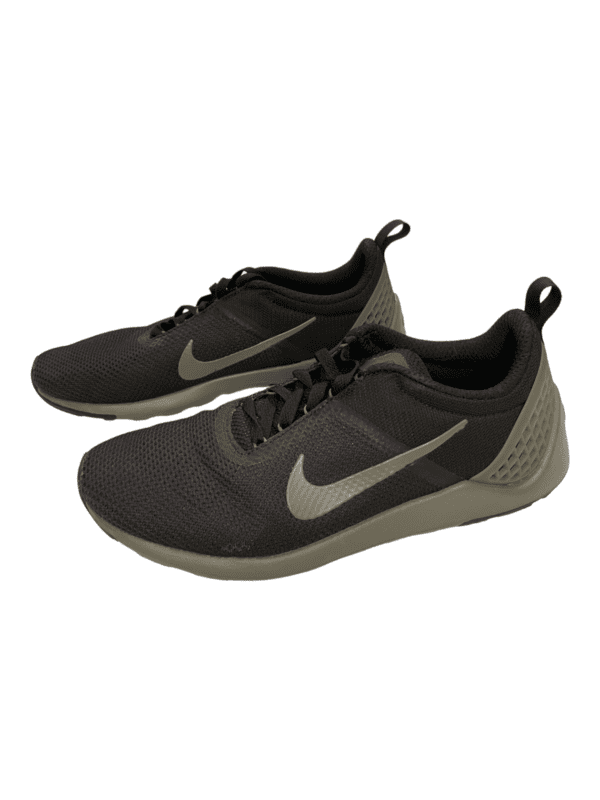 Nike Lunarestoa 2 Essential (Size 11)